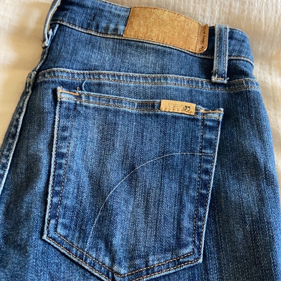 Joe’s “The Skinny” Jeans - Picture 2 of 6